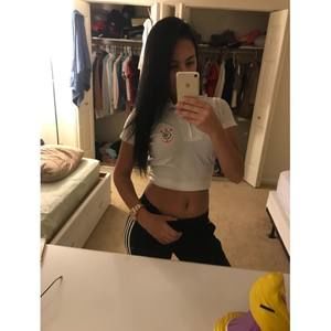 Meet your Posher, Pietra